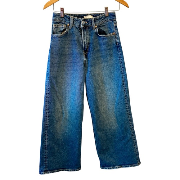 H&M High Rise Wide Leg Medium Wash 5 Pocket Blue Jeans, Womens size 4, 26x25 - Picture 7 of 10